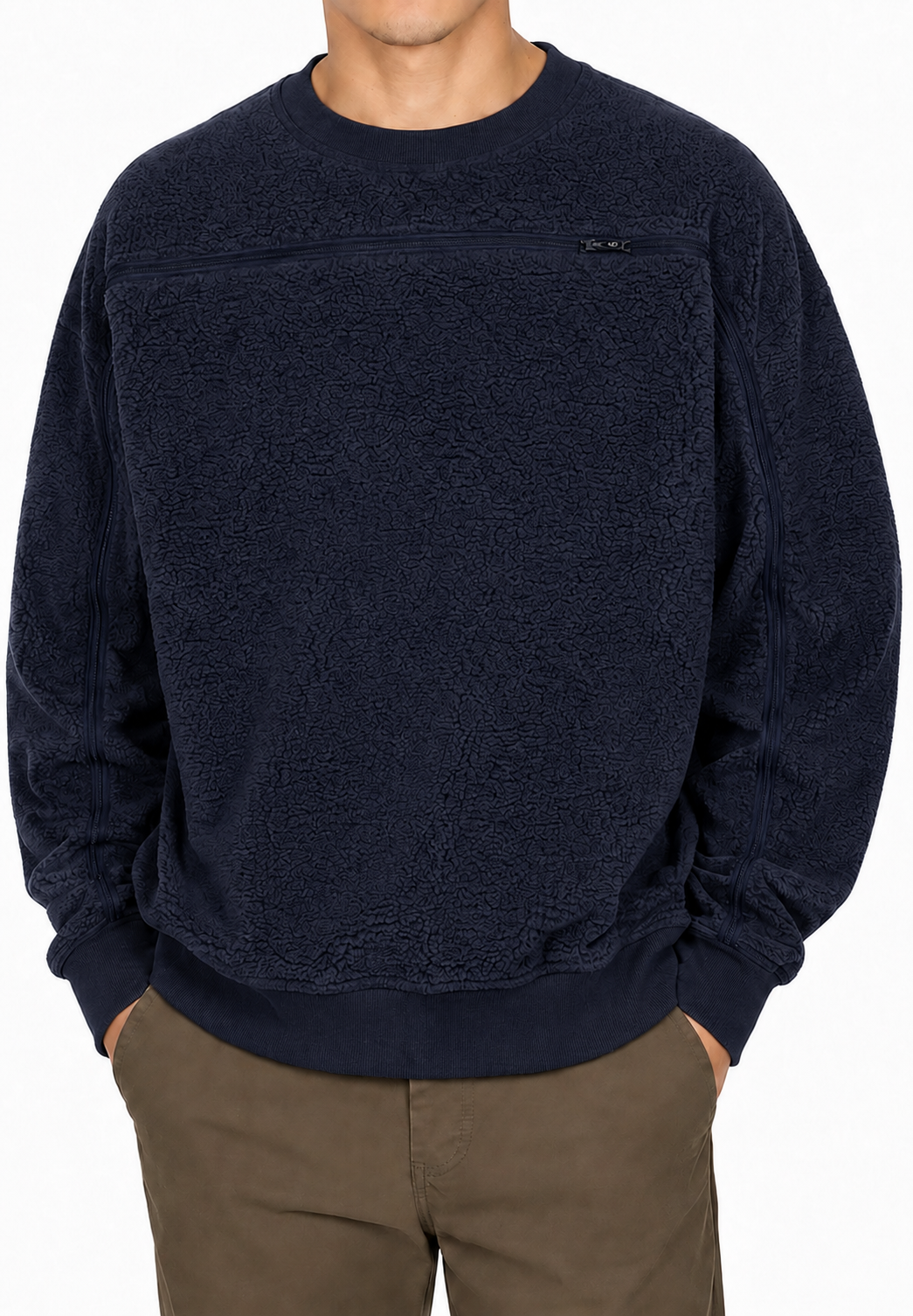 Sherpa fleece crewneck in Navy, zipper closed